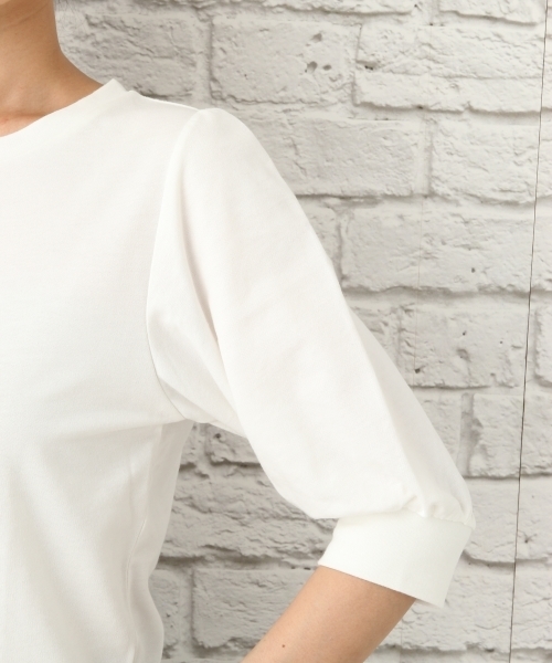 LEPSIM(レプシィム)の「ソデバルーンTEE 762165(Tシャツ/カットソー・レディース・オフホワイト/ブラック/イエロー/レッド・MEDIUM/LARGE)」の10枚目の写真