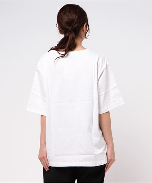 Ne-net（ネネット）の「S SAUNA Ｔ（Tシャツ/カットソー・レディース・ブラック/カーキ/ブルー/ホワイト・02/03）」の17枚目の写真