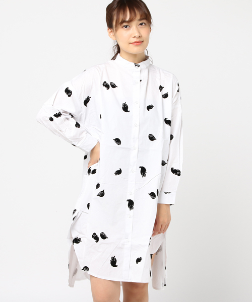 MERLOT（メルロー）の「あざらしフロッキーシャツワンピース2465（シャツワンピース・レディース・ホワイト/ブラック・FREE）」の11枚目の写真