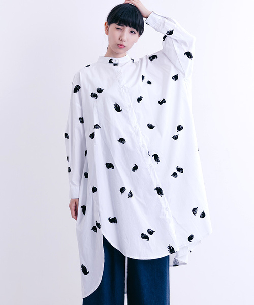 MERLOT（メルロー）の「あざらしフロッキーシャツワンピース2465（シャツワンピース・レディース・ホワイト/ブラック・FREE）」の15枚目の写真