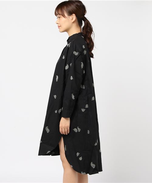 MERLOT（メルロー）の「あざらしフロッキーシャツワンピース2465（シャツワンピース・レディース・ホワイト/ブラック・FREE）」の9枚目の写真