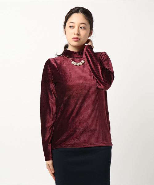 GeeRA(ジーラ)の「ネックレス風アクセ付ベロアハイネックトップス(Tシャツ/カットソー・レディース・ネイビー/ボルドー・MEDIUM/LARGE)」の6枚目の写真