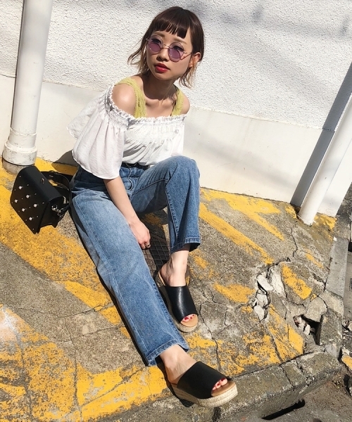 PAGEBOY（ページボーイ）の「ハイウエストストレートデニム（デニムパンツ・レディース・ライトブルー/ブラック/サックスブルー/インディゴブルー・LARGE/MEDIUM/SMALL/X-SMALL）」の15枚目の写真