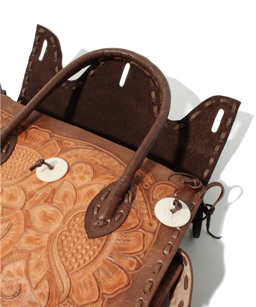 GRACE CONTINENTAL（グレースコンチネンタル）の「グラデカービングバッグ小（トートバッグ・レディース・ブラウン・ﾌﾘ-）」の6枚目の写真