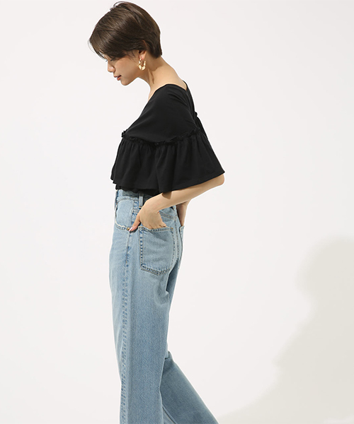 AZUL by moussy（アズールバイマウジー）の「2WAYフリル半袖プルオーバー（Tシャツ/カットソー・レディース・ブラック/ホワイト/ベージュ・SMALL/MEDIUM）」の13枚目の写真