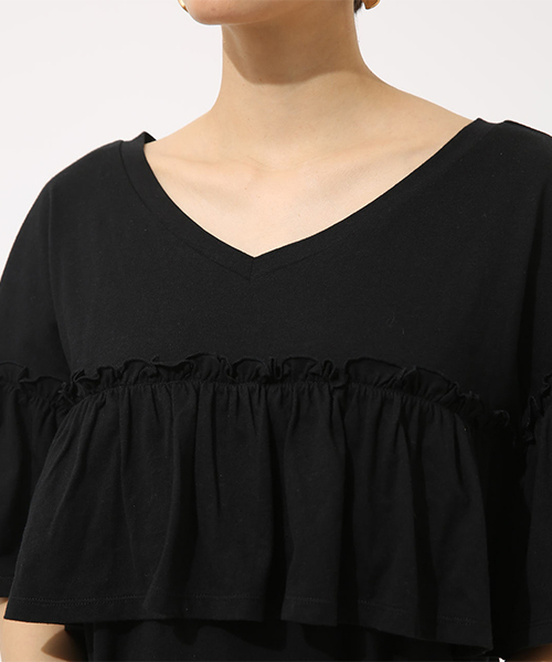 AZUL by moussy（アズールバイマウジー）の「2WAYフリル半袖プルオーバー（Tシャツ/カットソー・レディース・ブラック/ホワイト/ベージュ・SMALL/MEDIUM）」の18枚目の写真