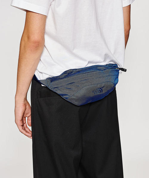 THE NORTH FACE(ザノースフェイス)の「<THE NORTH FACE> GRANULE WAIST BAG/ウエストバッグ(ボディバッグ/ウエストポーチ・メンズ・ネイビー/ブラウン/ブラック・FREE)」の11枚目の写真