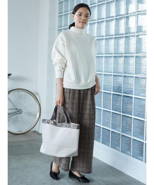 AMERICAN HOLIC（アメリカンホリック）の「・ハイネックビッグ裏毛裏起毛プルオーバー（Tシャツ/カットソー・レディース・ブラック/グリーン/アイボリー/チャコールグレー/イエロー/モカ・M/L）」の15枚目の写真