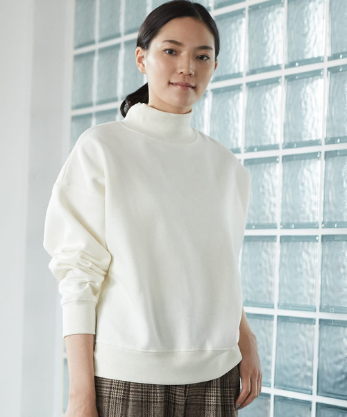 AMERICAN HOLIC（アメリカンホリック）の「・ハイネックビッグ裏毛裏起毛プルオーバー（Tシャツ/カットソー・レディース・ブラック/グリーン/アイボリー/チャコールグレー/イエロー/モカ・M/L）」の2枚目の写真