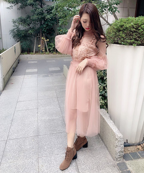 チュールハイネックワンピース Chico（チコ）の「Wジップハイネックニット＋チュールキャミ