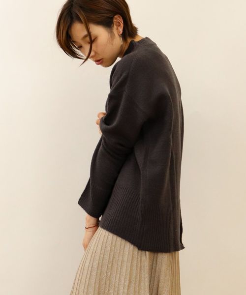 tiptop（ティップトップ）の「<pocket>【ZOZO限定アイテム】バックスリットハイネックニット（ニット/セーター・レディース・ブラック/ベージュ/ブラウン/アイボリー・FREE）」の11枚目の写真