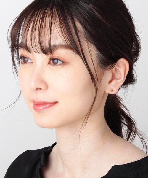 COCOSHNIK(ココシュニック)の「K18マーキース スタッドピアス(ピアス(両耳用)・レディース・ホワイト系その他7・00)」の5枚目の写真