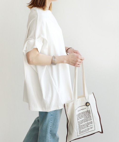 reca(レカ)の「変形デザインスリーブカットソー(Tシャツ/カットソー・レディース・ネイビー/オフホワイト/ベージュ系その他・ONE SIZE)」の2枚目の写真
