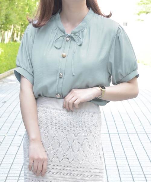 PairPair（ペアペア）の「イロイロボタンブラウス（シャツ/ブラウス・レディース・ライトブルー/スモークピンク/ブラック/オフホワイト/ライトベージュ・FREE）」の8枚目の写真