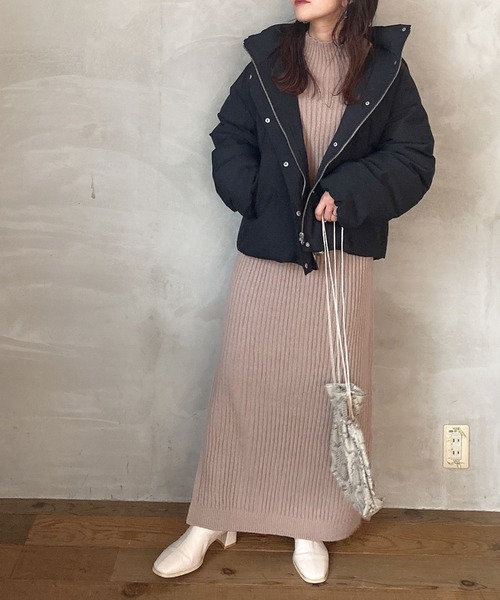 archives（アルシーヴ）の「ハイネックリブニットワンピース（ワンピース・レディース・モカ/ベージュ/グリーン系その他・MEDIUM）」の9枚目の写真