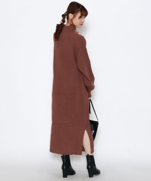 archives（アルシーヴ）の「ハイネックリブニットワンピース（ワンピース・レディース・モカ/ベージュ/グリーン系その他・MEDIUM）」の12枚目の写真