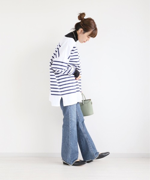 LE TALON(ルタロン)の「スクエアVカットフラット(その他シューズ・レディース・ブラック系その他・23cm/23.5cm/24cm/24.5cm/25cm/22.5cm/22cm)」の5枚目の写真
