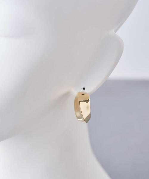 IRIS47（イリスフォーセブン）の「＜IRIS 47（イリス フォーセブン）＞PUFF イヤリング★（イヤリング・レディース・ゴールド・FREE）」の5枚目の写真