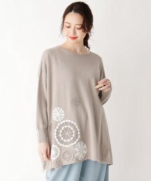 ◆【手洗い可】レースモチーフ付きニットプルオーバー