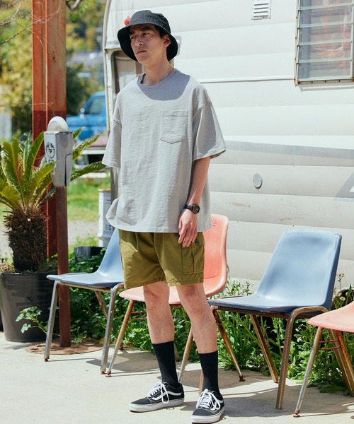 BARK MANHATTAN(バークマンハッタン)の「USAコットン ヘビーウェイト オーバーサイズ クルーネックポケット半袖Tシャツ(Tシャツ/カットソー・メンズ・ホワイト/ブラック/ネイビー/グレー/ライトグリーン/ダークグレー/ライトカーキ/ホワイト系その他/ベージュ系その他/ブルー系その他/パープル系その他/ブルー系その他2・M/L/XL)」の20枚目の写真