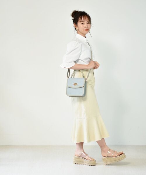 ems excite（エムズエキサイト）の「パイピングスクエアBAG（ショルダーバッグ・レディース・ホワイト系その他/ブルー/ブラウン系その他・FREE）」の4枚目の写真