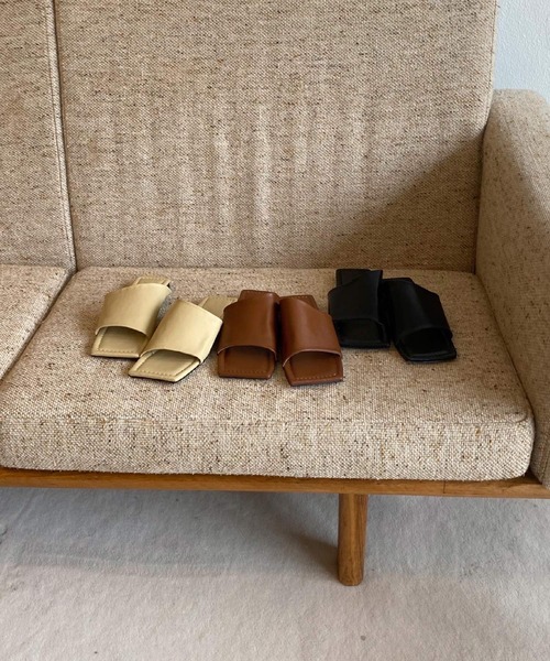 lawgy(ラウジー)の「square toe stitch sandal(サンダル・レディース・ブラウン/ブラック/ライム・S/L/M)」の8枚目の写真