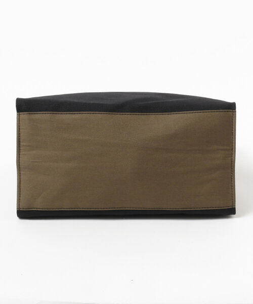 B:MING by BEAMS（ビーミングバイビームス）の「The Container Shop × B:MING by BEAMS / 別注 キャンバス 2WAY トートバッグ（トートバッグ・メンズ・ブラック/オフホワイト・ONE SIZE）」の17枚目の写真