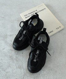 厚底ダッドスニーカー