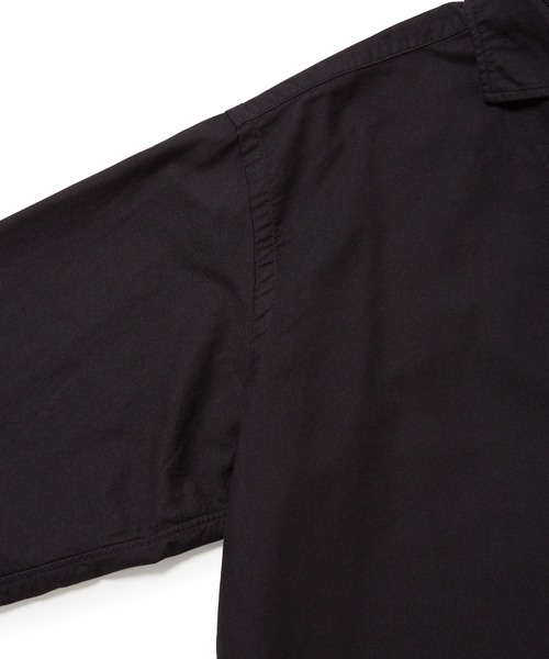 WILD LIFE TAILOR Adam et Rope'（ワイルドテーラーアダムエロペ　）の「【WILD LIFE TAILOR】オーバーダイ オックス セミワイドシャツ（シャツ/ブラウス・メンズ・ホワイト/ブラック系その他2/ベージュ・M/L）」の4枚目の写真