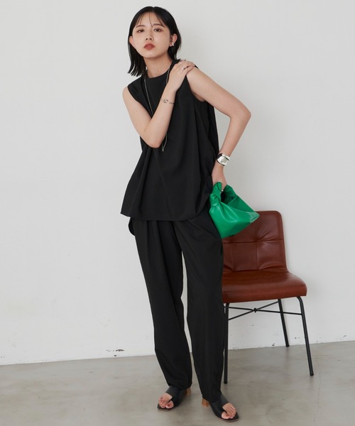 Aunt Marie's（アントマリーズ）の「バックフレアノースリトップス（シャツ/ブラウス・レディース・ネイビー/ブラック・FREE）」の10枚目の写真