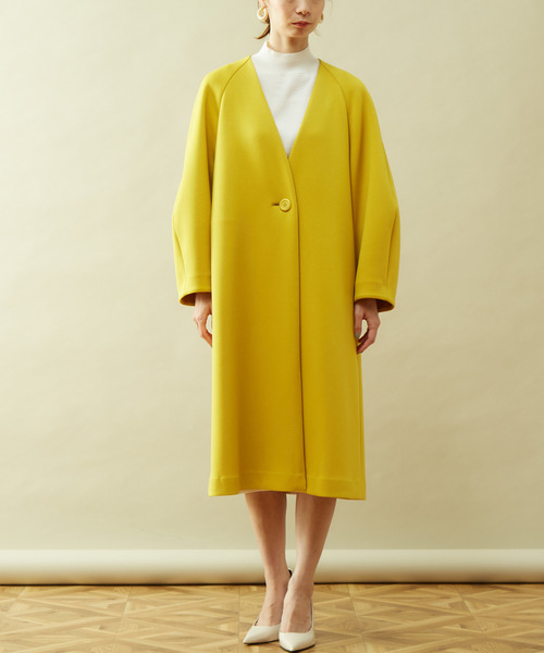 Tiara（ティアラ）の「バックタックコート（その他アウター・レディース・イエロー/ブラック/グレイッシュベージュ・FREE）」の6枚目の写真