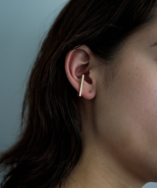 PAS TIERRA（パティエラ）の「【Carillon】ストレートイヤーカフ（イヤーカフ・レディース・イエローゴールド/シルバー・FREE）」の8枚目の写真