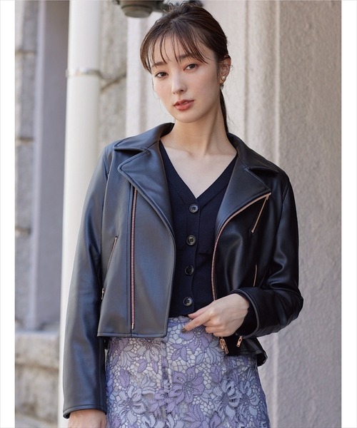 SWINGLE（スウィングル）の「エコレザーライダースジャケット（ライダースジャケット・レディース・ブラック/ベージュ/カーキ・SMALL/MEDIUM）」の2枚目の写真