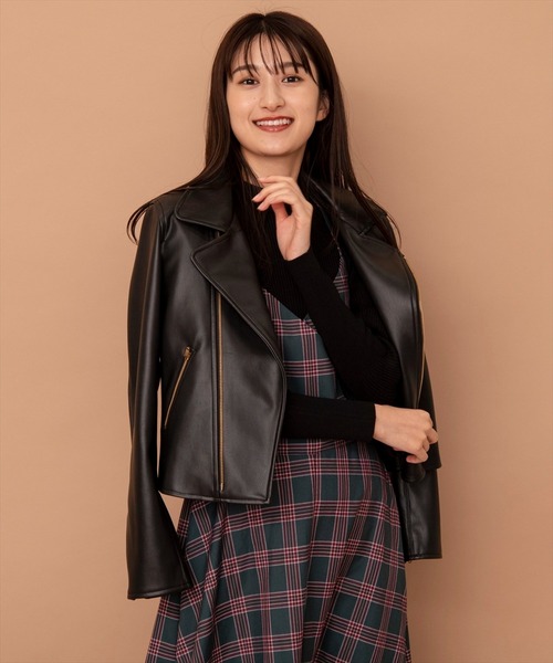 SWINGLE（スウィングル）の「エコレザーライダースジャケット（ライダースジャケット・レディース・ブラック/ベージュ/カーキ・SMALL/MEDIUM）」の7枚目の写真