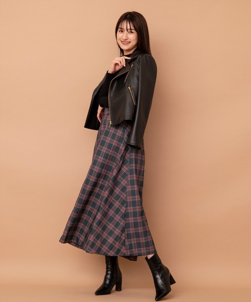 SWINGLE（スウィングル）の「エコレザーライダースジャケット（ライダースジャケット・レディース・ブラック/ベージュ/カーキ・SMALL/MEDIUM）」の9枚目の写真