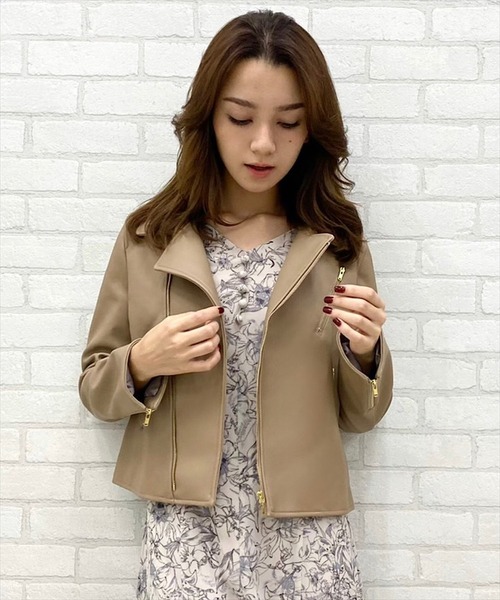 SWINGLE（スウィングル）の「エコレザーライダースジャケット（ライダースジャケット・レディース・ブラック/ベージュ/カーキ・SMALL/MEDIUM）」の11枚目の写真