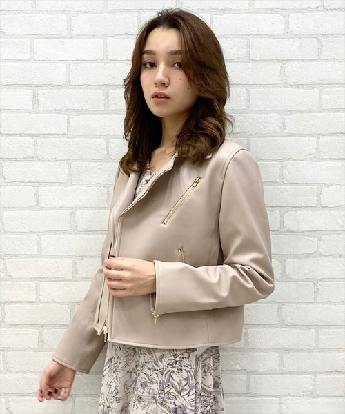 SWINGLE（スウィングル）の「エコレザーライダースジャケット（ライダースジャケット・レディース・ブラック/ベージュ/カーキ・SMALL/MEDIUM）」の10枚目の写真