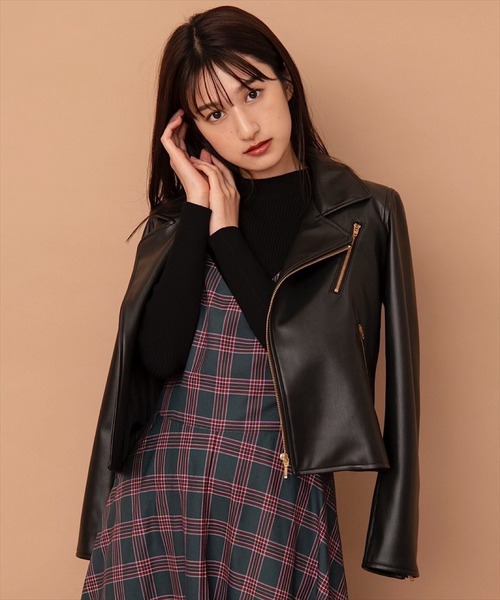 SWINGLE（スウィングル）の「エコレザーライダースジャケット（ライダースジャケット・レディース・ブラック/ベージュ/カーキ・SMALL/MEDIUM）」の16枚目の写真