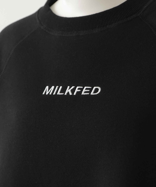 MILKFED.(ミルクフェド)の「SIDE LINE WIDE SWEAT TOP(スウェット・レディース・オフホワイト/ブラック/ベージュ・ONE SIZE)」の11枚目の写真