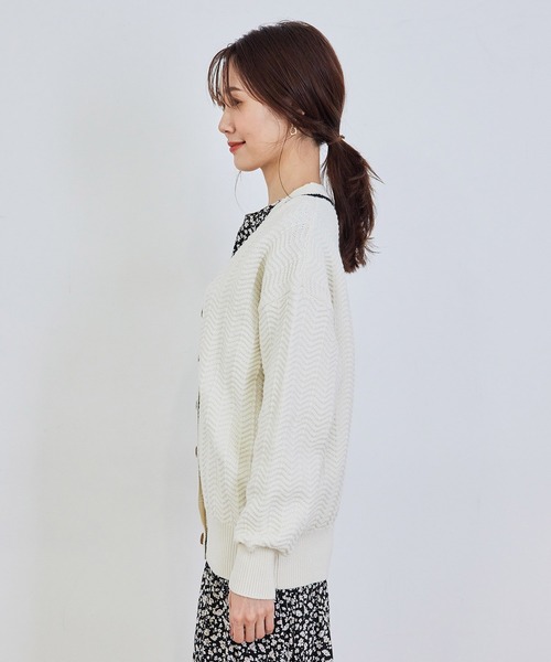 ROPE' PICNIC(ロペピクニック)の「ヘリンボーン柄カーディガン(カーディガン/ボレロ・レディース・キナリ/グリーン・38)」の4枚目の写真