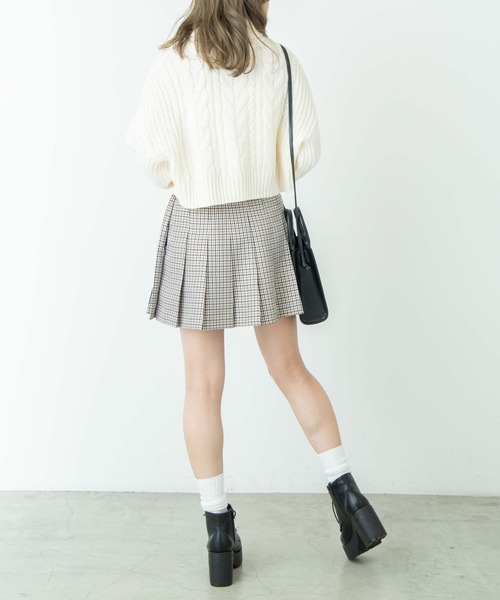 WEGO（ウィゴー）の「WEGO/ハイネックショートニット（ニット/セーター・レディース・グリーン/ブラック/ホワイト・FREE）」の5枚目の写真