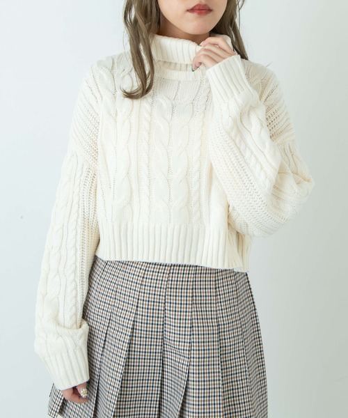 WEGO（ウィゴー）の「WEGO/ハイネックショートニット（ニット/セーター・レディース・グリーン/ブラック/ホワイト・FREE）」の7枚目の写真