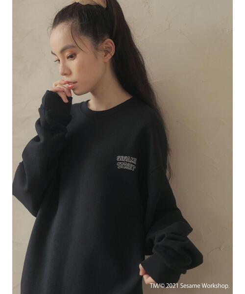 Green　Parks（グリーンパークス）の「■SESAME STREET FACE スウェット＊（スウェット・レディース・ブラック・FREE）」の2枚目の写真