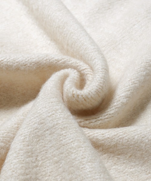 coca(coca)(コカ)の「\新色登場/ヤク風フワフワ丸首プルオーバーニット(ニット/セーター・レディース・チャコールグレー/ライトグレー/ブラウン/ブルー/アイボリー/マスタード/ブラック/ネイビー/レッド/パープル/ダークブラウン/イエロー/グリーン・M/L)」の16枚目の写真