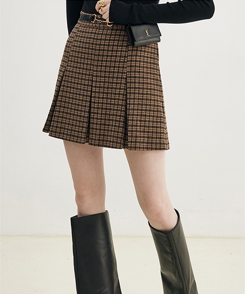 Fano Studios】【2021AW】Waist buckle pleated skirt FD21B009 Fano Fano Studios】【2021AW】Waist buckle pleated skirt FD21B009 Fano