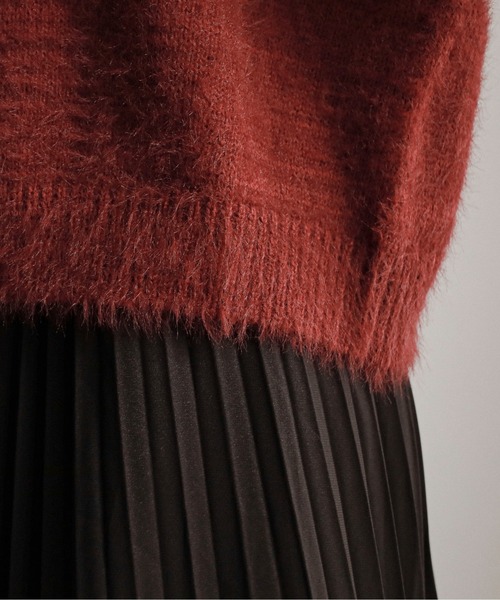 feepur（フェピュール）の「《ウォッシャブル》フェザーヤーンボートネックニット（ニット/セーター・レディース・ブラック/エンジ/ベージュ/オフホワイト/グリーン/マスタード・MEDIUM）」の21枚目の写真