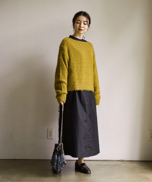 feepur（フェピュール）の「《ウォッシャブル》フェザーヤーンボートネックニット（ニット/セーター・レディース・ブラック/エンジ/ベージュ/オフホワイト/グリーン/マスタード・MEDIUM）」の9枚目の写真