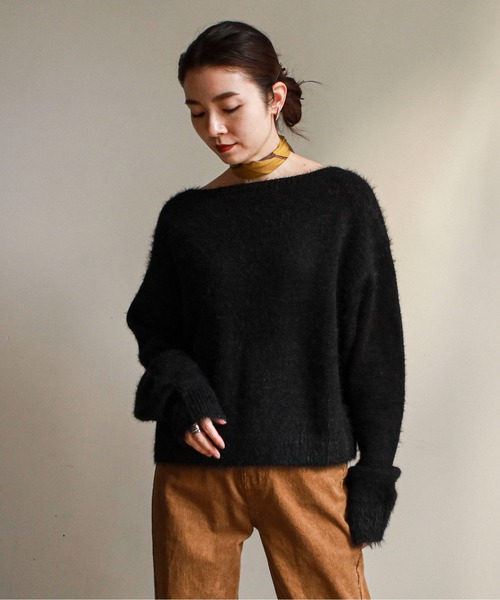 feepur（フェピュール）の「《ウォッシャブル》フェザーヤーンボートネックニット（ニット/セーター・レディース・ブラック/エンジ/ベージュ/オフホワイト/グリーン/マスタード・MEDIUM）」の20枚目の写真