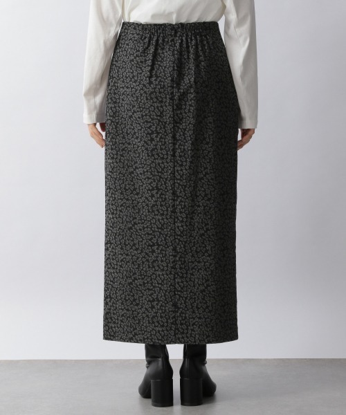 LOWRYS FARM（ローリーズファーム）の「ヒョウガラジャガードスカート　254744（スカート・レディース・ブラック/ベージュ・FREE）」の8枚目の写真