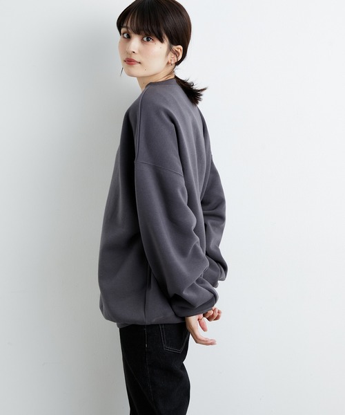 JUNRED(ジュンレッド)の「ファインスウェットルーズプルオーバー(スウェット・メンズ・チャコールグレー/ベージュ/ブルー/キナリ・S/M/L)」の11枚目の写真